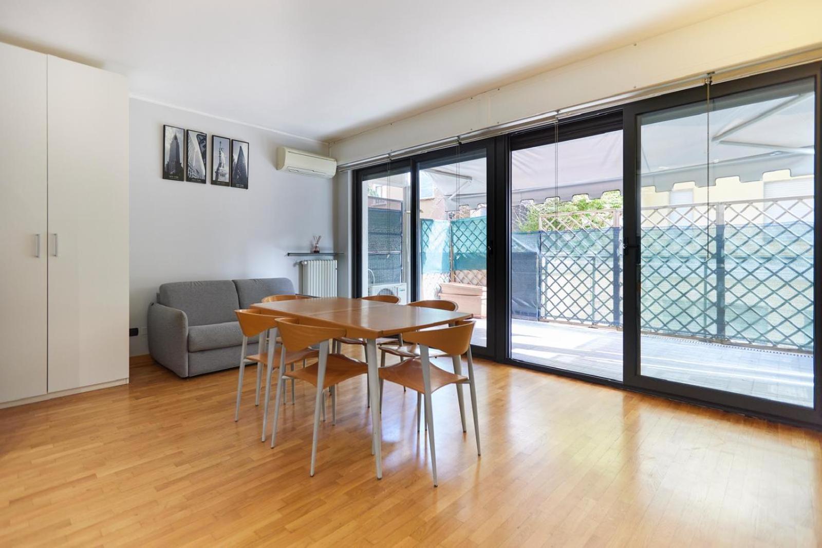 Appartement Bande Nere Studio- A Few Steps From Metro *